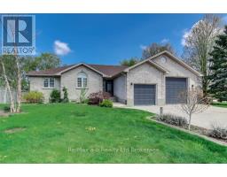 27 AMBER DRIVE - 2