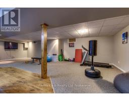 27 AMBER DRIVE - 22
