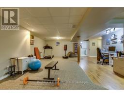 27 AMBER DRIVE - 24