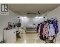 27 AMBER DRIVE - 29