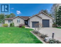 27 AMBER DRIVE - 3