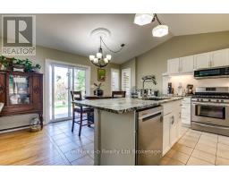 27 AMBER DRIVE - 8