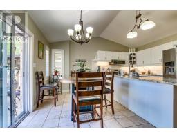 27 AMBER DRIVE - 9