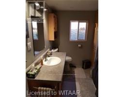 334319 ROSSLAND LINE - 9