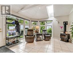 258 GRAHAM STREET - 13