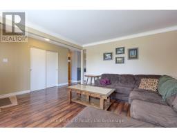 415 LAMPMAN PLACE - 23