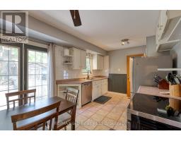 415 LAMPMAN PLACE - 25