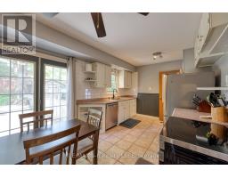 415 LAMPMAN PLACE - 27