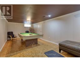 415 LAMPMAN PLACE - 40