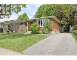 415 LAMPMAN PLACE - 5