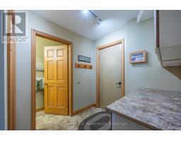 44 DEMEYERE AVENUE - 22