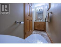 44 DEMEYERE AVENUE - 23