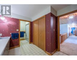 44 DEMEYERE AVENUE - 27