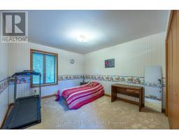 44 DEMEYERE AVENUE - 31