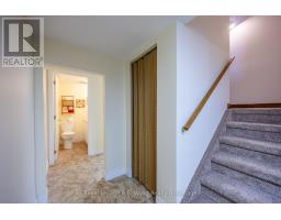 44 DEMEYERE AVENUE - 35