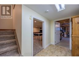 44 DEMEYERE AVENUE - 38