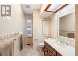 505 DEVONSHIRE AVENUE - 12