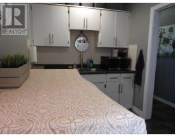 116 SUNNYSIDE AVENUE - 12