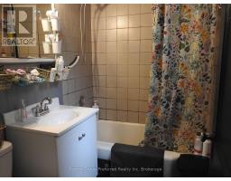 116 SUNNYSIDE AVENUE - 14