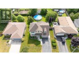 38 CAVANAUGH CRESCENT - 25