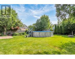 38 CAVANAUGH CRESCENT - 30