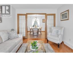 38 CAVANAUGH CRESCENT - 5