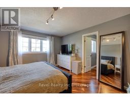 867 FRONTENAC CRESCENT - 16
