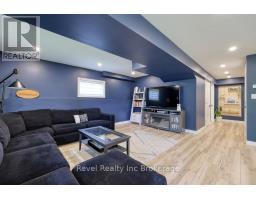 867 FRONTENAC CRESCENT - 24