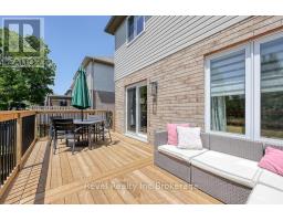 867 FRONTENAC CRESCENT - 32