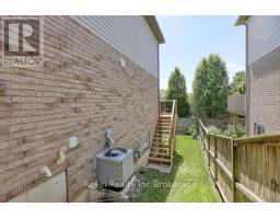 867 FRONTENAC CRESCENT - 33