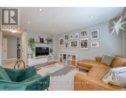 867 FRONTENAC CRESCENT - 9