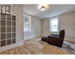15 ALBERT STREET W - 12