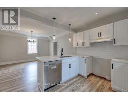15 ALBERT STREET W - 9