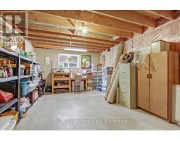7 LYNDALE ROAD - 24
