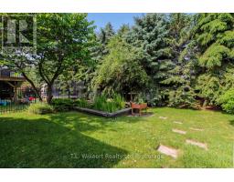 7 LYNDALE ROAD - 28