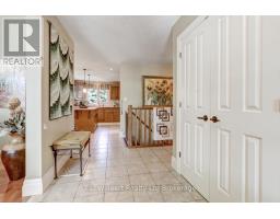 7 LYNDALE ROAD - 4