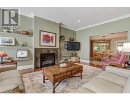 7 LYNDALE ROAD - 6
