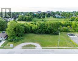 877 DUFFERIN STREET - 5