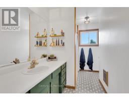 686 GOSHEN ROAD - 10
