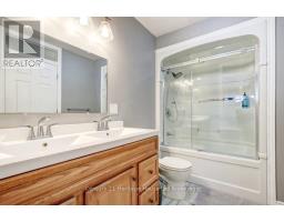 584572 BEACHVILLE ROAD - 32