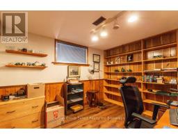 834 BERKSHIRE DRIVE - 33