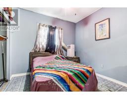 186 CHARLES STREET E - 14