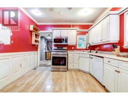186 CHARLES STREET E - 8