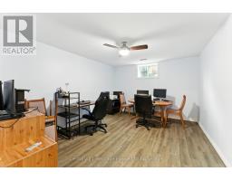 107 APPLEWOOD STREET - 34