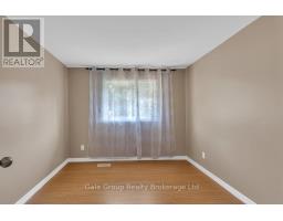 1012B NESBITT CRESCENT S - 15