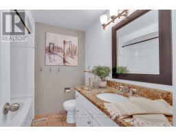1012B NESBITT CRESCENT S - 17