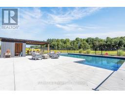 592 CARSON SIDE ROAD - 37