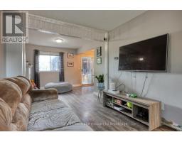 60 CANROBERT STREET - 7