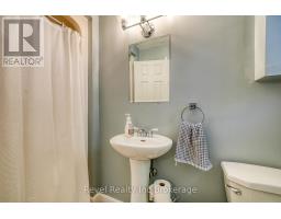 5 DEAN CRESCENT - 30