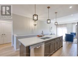 13 - 19 ANDERSON STREET - 16